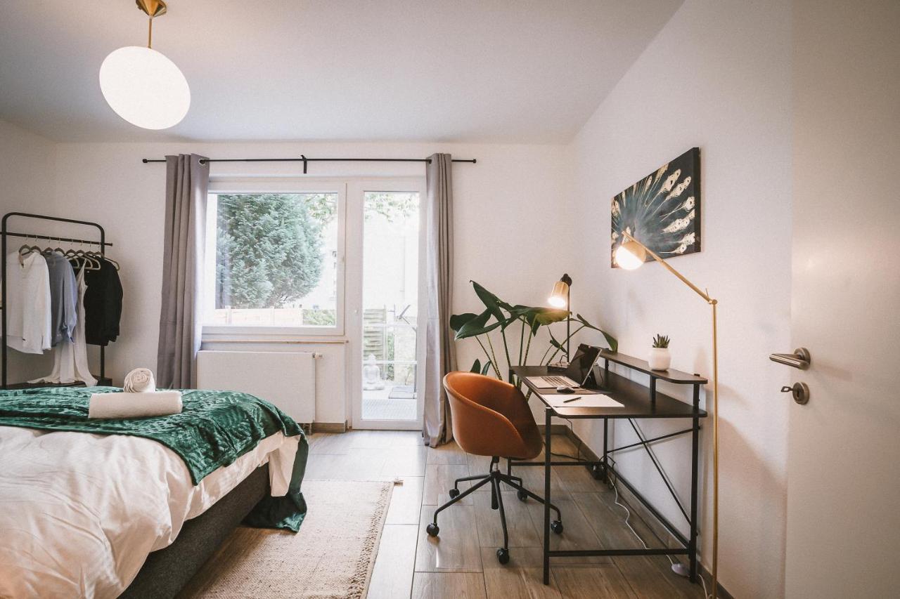 Sadebo Mit Terrasse Oder Balkon Апартаменты Любек