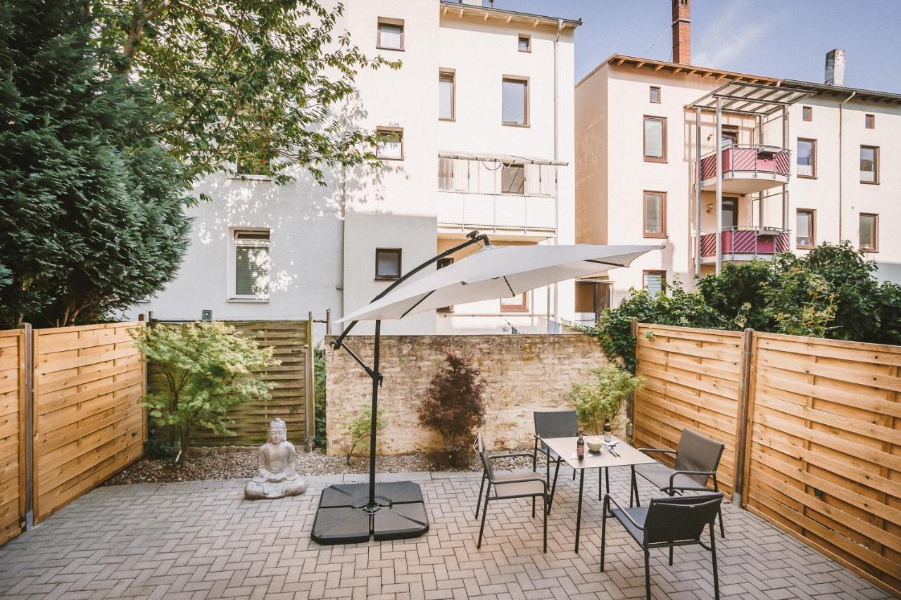 Sadebo Mit Terrasse Oder Balkon Lübeck