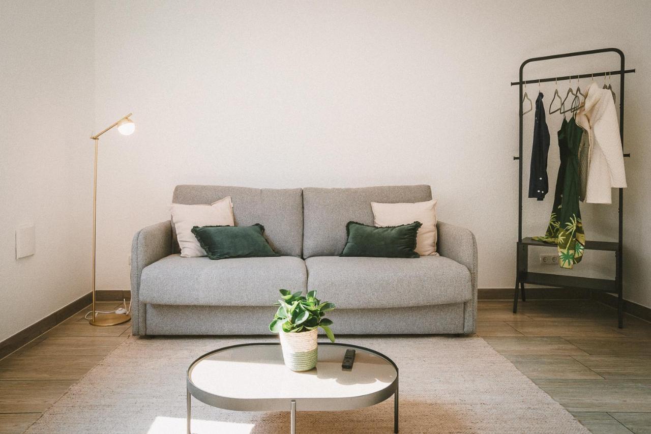 Sadebo Mit Terrasse Oder Balkon Апартаменты *